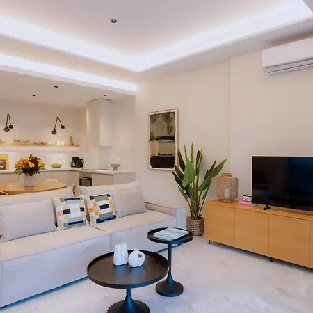 Dione 2 Luxury 2-bedrooms Апартаменты