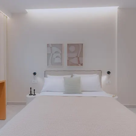Dione 2 Luxury 2-bedrooms Апартаменты *