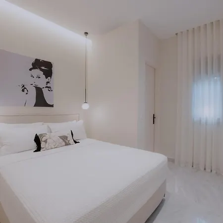 Dione 2 Luxury 2-bedrooms